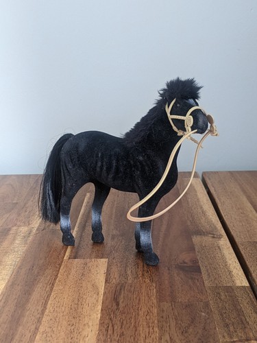 Realistic black flocked - realistic,