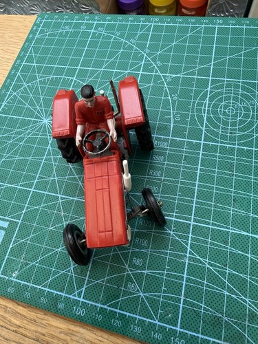 Britains massey ferguson 135 - britains,