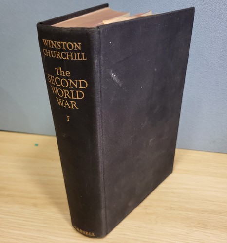 Vintage book winston churchill - vintage,