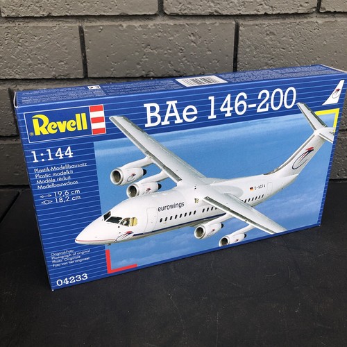 Revell model kit 04233 - revell,