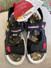 Pokémon Hook And Loop Sandals Black Yellow Pikachu Size 2 Brand New