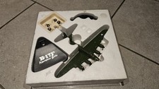 VINTAGE ATLAS MODELS. MILITARY GIANTS OF THE SKY. B-17F MEMPHIS BELLE. BOXED.
