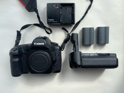 Canon classic dslr with - 5d,