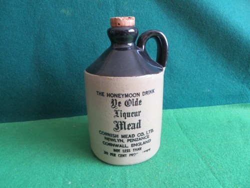 Old liqueur mead flagon the - ye,