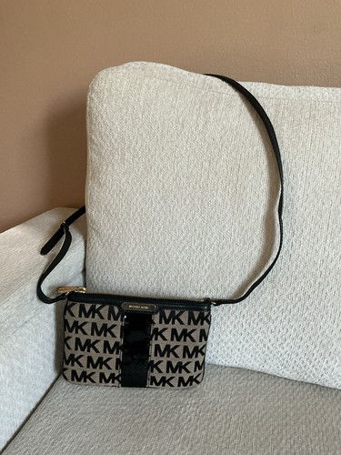 Michael kors signature - michael,