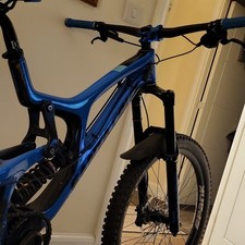 Santa Cruz V10 Cc 2019. Carbon Dh Mountain Bike may swap a nomad this bike mint