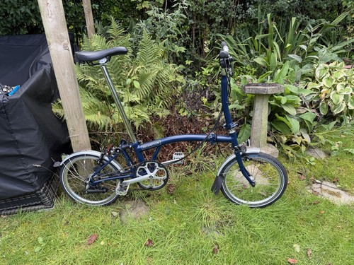 Brompton m6l folding bike - folding,