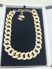 AUTH  12A CHANEL TWO TONE BEIGE/GOLD CHAIN LINK CHOKER NECKLACE CC LOGO CLASP