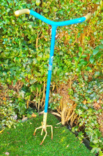 Garden Claw  Gold/blue Twist  Tiller Aerator Soil adjustable Digger Cultivator