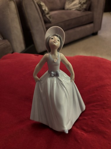Vintage 1995 lladro spanish - 1995,