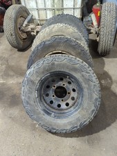 KUMHO ROAD VENTURE 245/70R16 LAUNDROVER DISCOVERY STEEL WHEELS (TF)