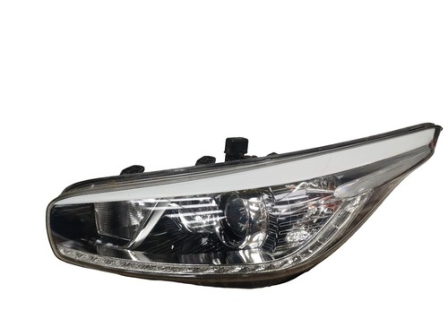 Kia ceed headlight lamp near - lamp,