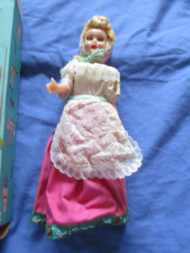 Vintage swiss costume doll - ,