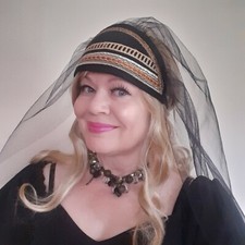 Black Gold Detail Tudor Lady Medieval Hat Veil Anne Boleyn Fancy Dress Costume