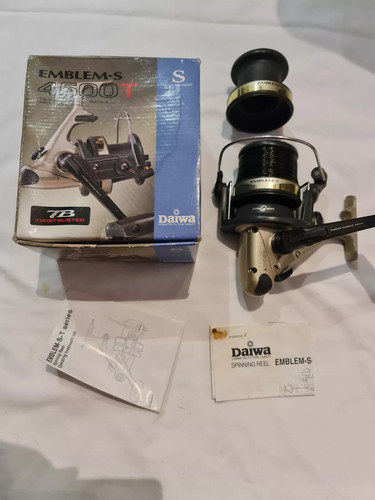 Daiwa emblem 4500 - emblem, japan