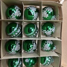 Vintage Green Baubles