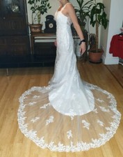NEW Wedding dress Size 10/12 welcome to try before buy. Make a offer welcome 