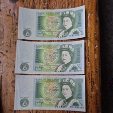 UK One Pound Note Jo Page X 3