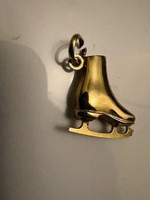 Quality Solid 9ct Ice Skate