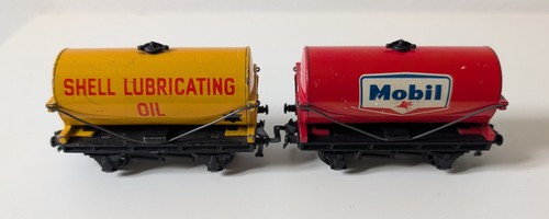 Hornby dublo tanker wagons - dublo,