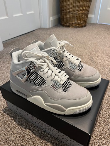 Air jordan retro grey - 4,