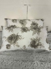 Ikea cushions Beautiful pair of Ektorp Cushions - Norlida white / beige