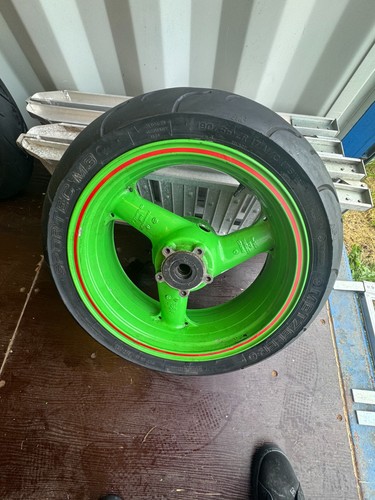 Kawasaki ninja zx7 - kawasaki,