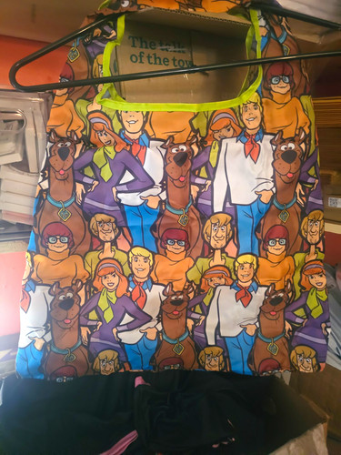 Scooby doo mystery machine - scooby-doo,