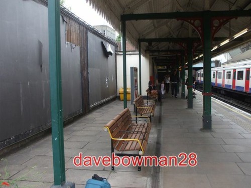 Photo new benches west - new,