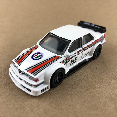 Hot wheels premium - hot,