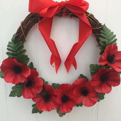 Artificial red poppy door - red,