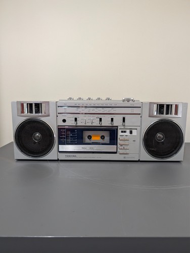 Toshiba s782 silver - rt-s782, vintage