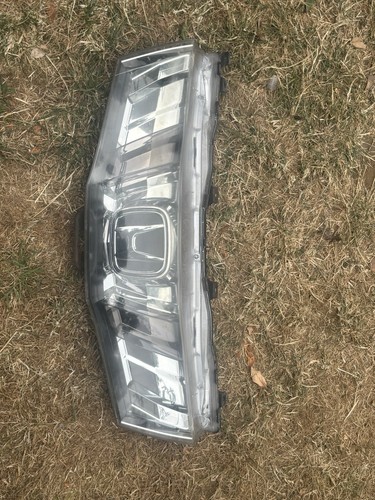 Honda civic mk8 - front, grille