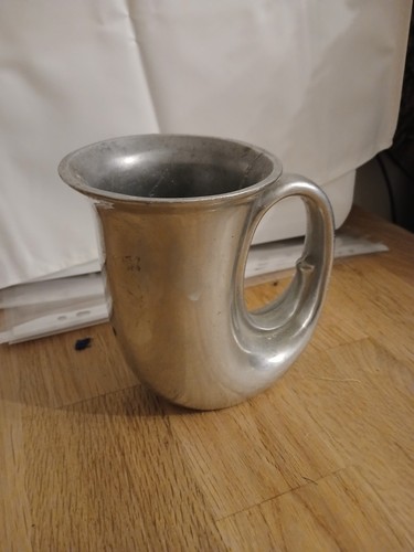 French horn tankard - french,