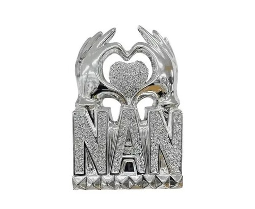 Nan heart hand - hand, crushed