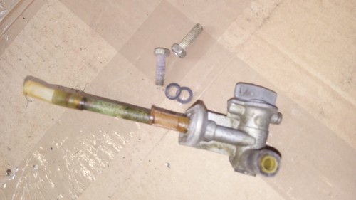 Suzuki rgv 250 fuel tap - rgv,