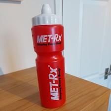 MET-Rx 750ml Water Bottle