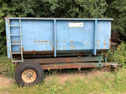 High lift tipping trailer - lift,