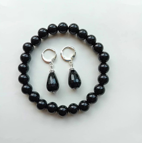 Lovely black onyx bracelet - lovely,