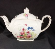 Vintage Sadler Cube Shaped