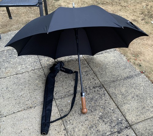 Blunt umbrella with - blunt,