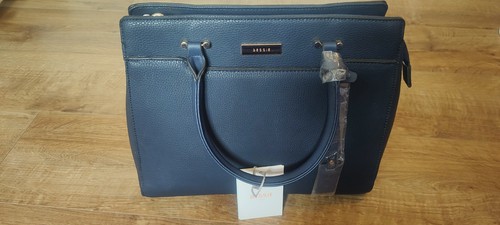 Bessie london designer - london,