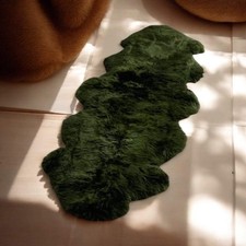 Double Sheepskin Rug –