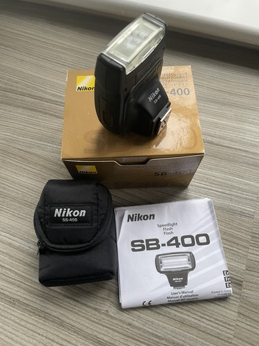 Nikon 400 speedlight - sb-400, |