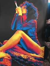 BEAUTIFUL 70's LADY SMOKING
