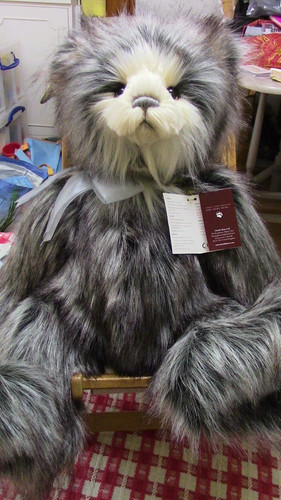 Retired charlie bear lachlan - retired,