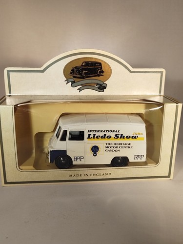 Vintage advertising vehicle - advertising,