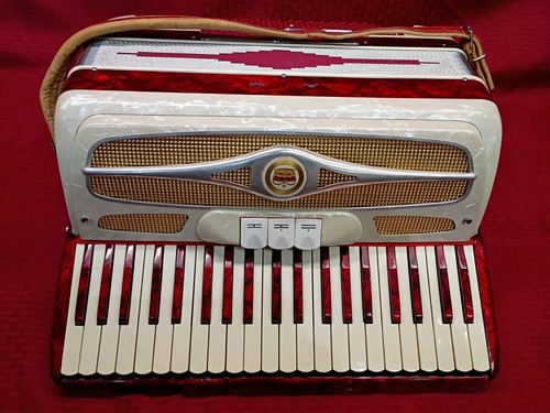 Vintage crown accordion - crown, made