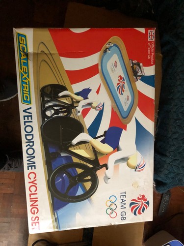 Scalextric team velodrome - scalextric, gb