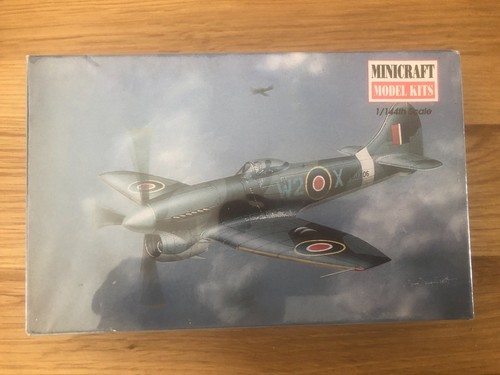 Minicraft 144 hawker - 1/144,